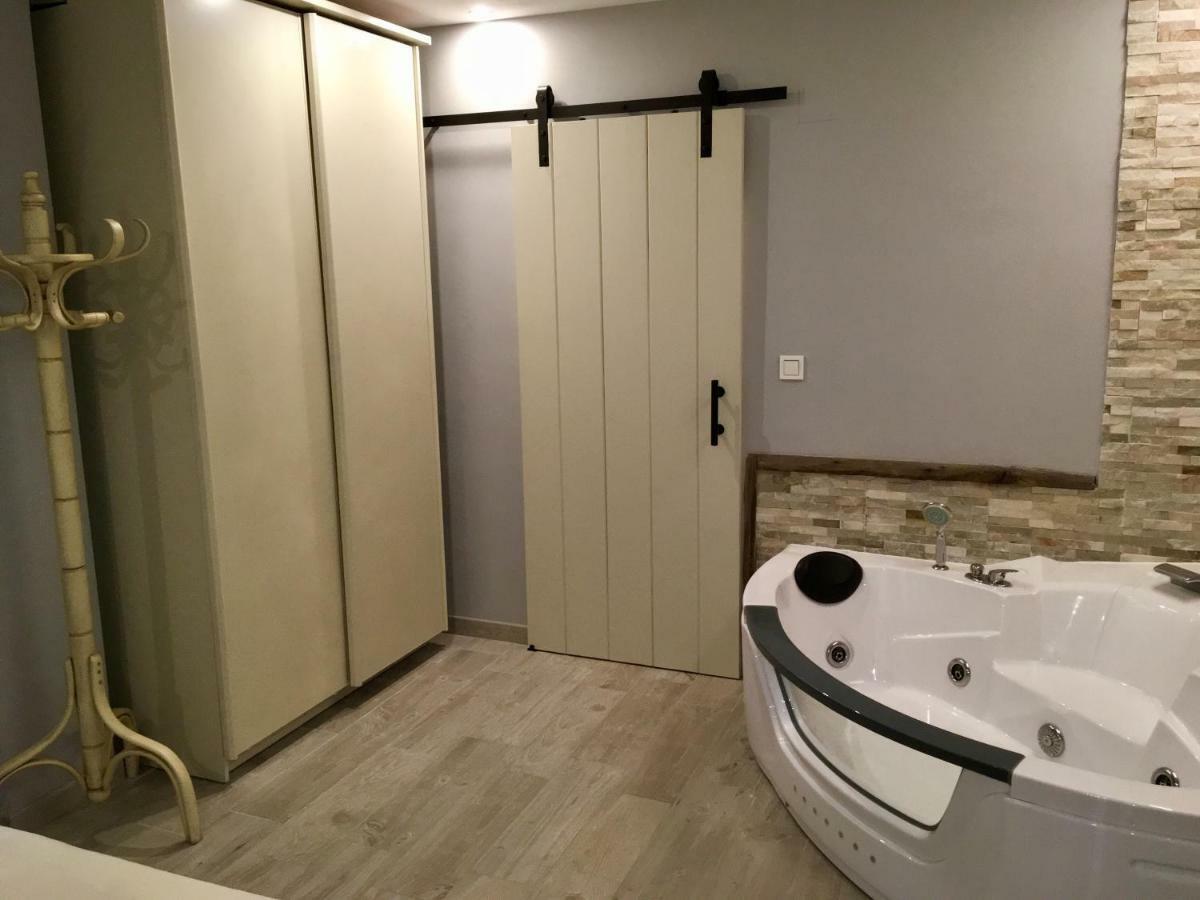 Apartamento Usuaia Con Jacuzzi Lesaka Exterior photo